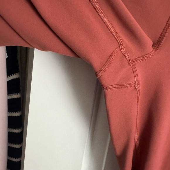 LULULEMON WUNDER UNDER HR Leggings SZ 18 rustic coral Like new condition - Picture 6 of 6